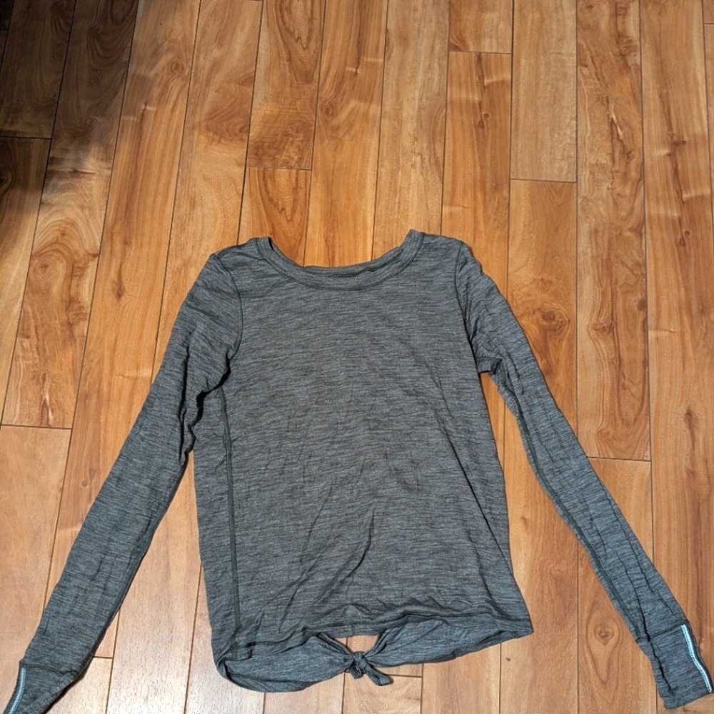 Lululemon backless shirt